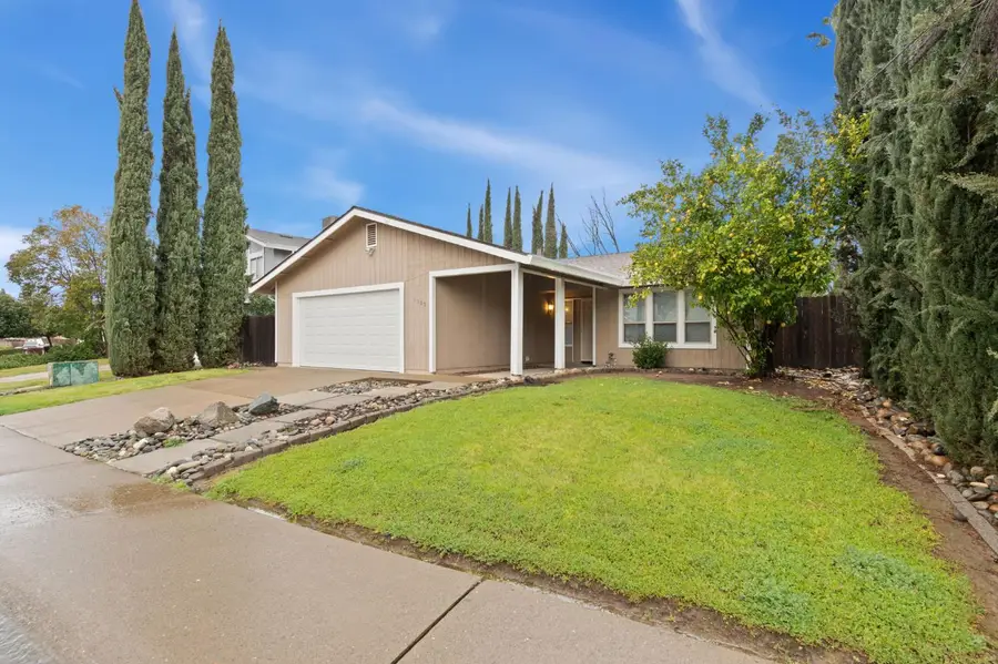 1500 Klamath River Drive, Rancho Cordova, CA 95670 - #2