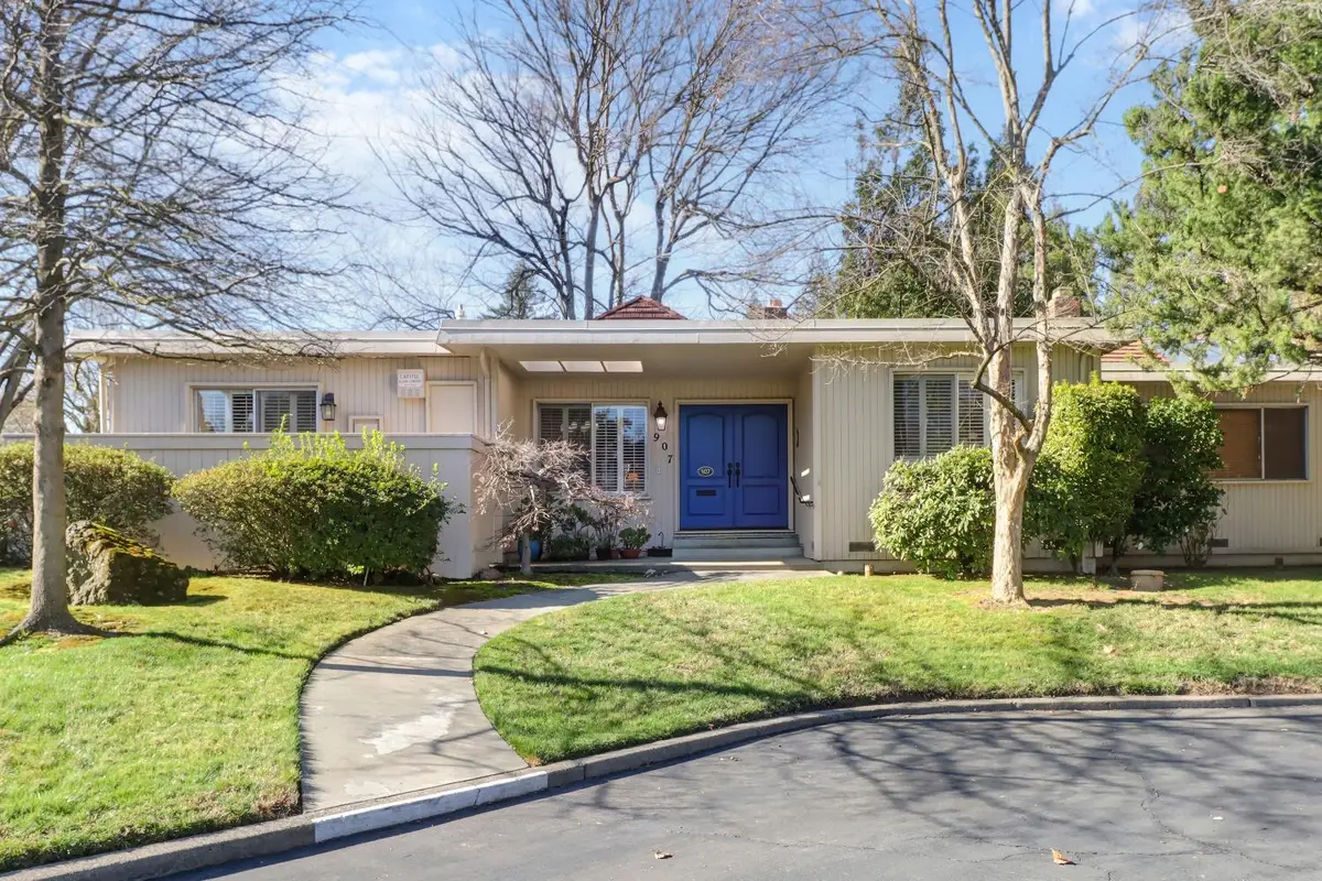 907 Commons Drive, Sacramento, CA 95825 - #1