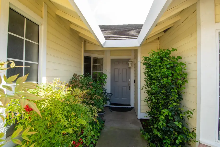 3904 Fawn Run Way, Antelope, CA 95843 - #3