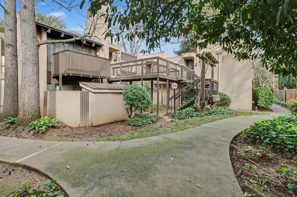 2238 Woodside Lane #13, Sacramento, CA 95825