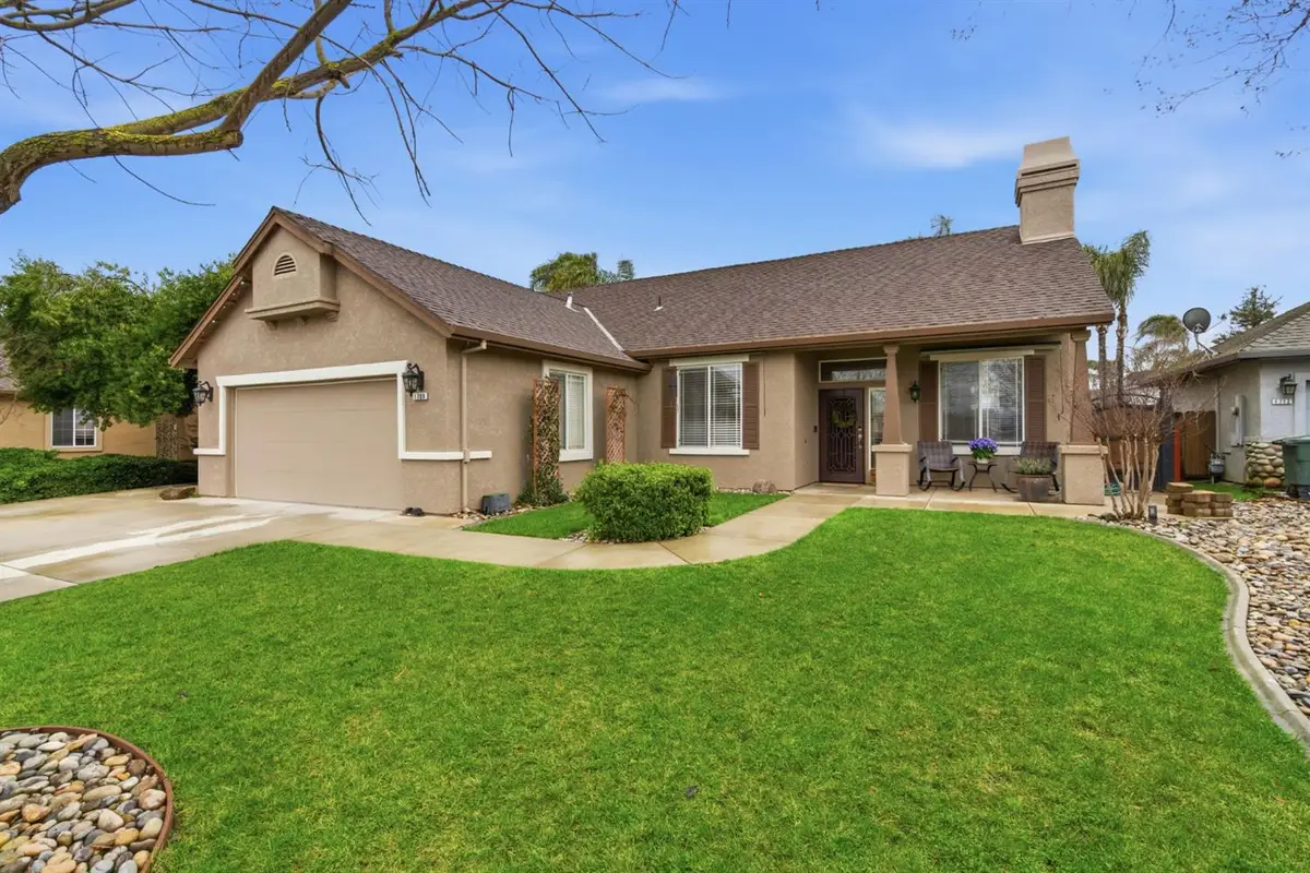 1708 Greenleaf Avenue, Hughson, CA 95326 - #1