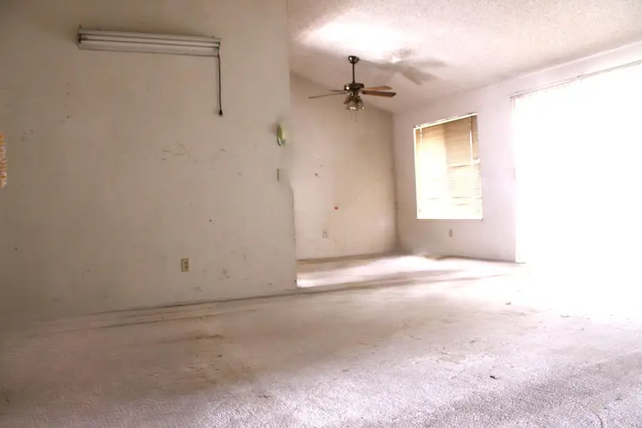 8282 Moorhaven Way, Sacramento, CA 95828 - #3