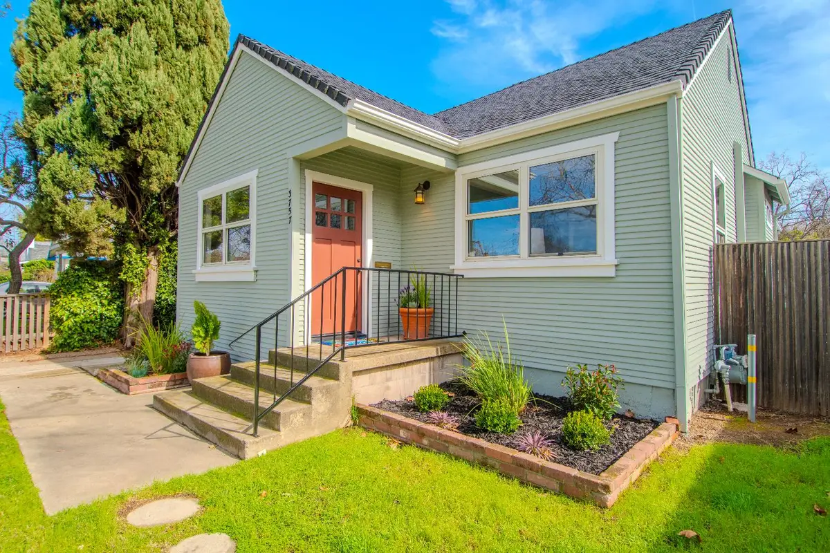 3757 Jeffrey Avenue, Sacramento, CA 95820 - #1