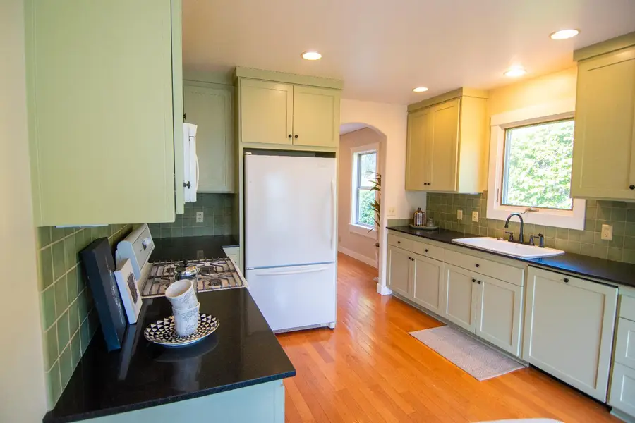 3757 Jeffrey Avenue, Sacramento, CA 95820 - #3