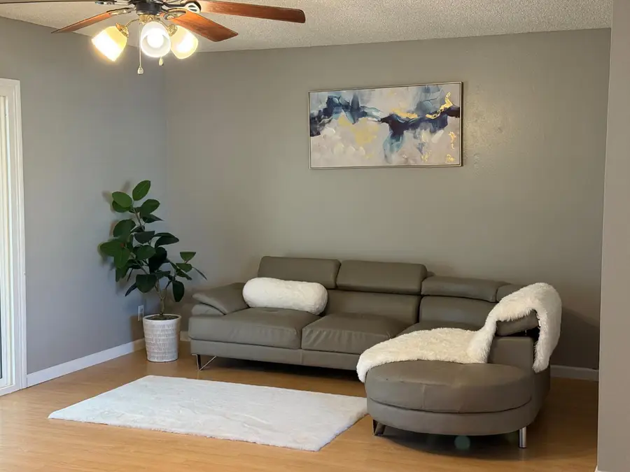 5851 Larry Way, North Highlands, CA 95660 - #3