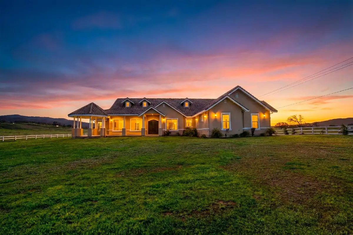 2906 Ranchito Dr, La Grange, CA 95329 - #1