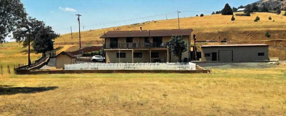 4204 State Highway 263, Yreka, CA 96097 - #1