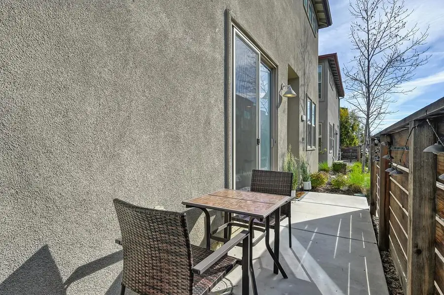 218 Box Lane, Sacramento, CA 95818 - #3