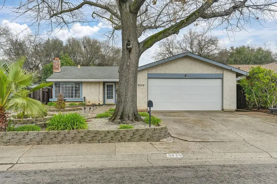 6624 Creekmont Way, Citrus Heights, CA 95621 - #2