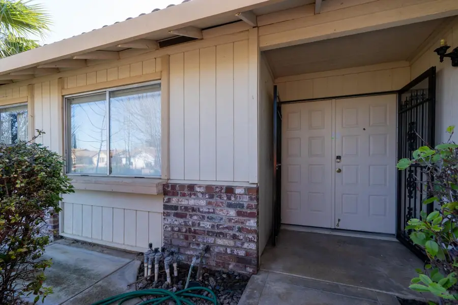 1323 Chukar Street, Los Banos, CA 93635 - #3