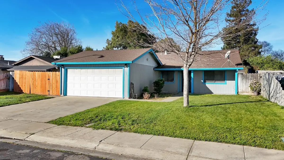 2041 Holbrook Place, Manteca, CA 95336 - #1