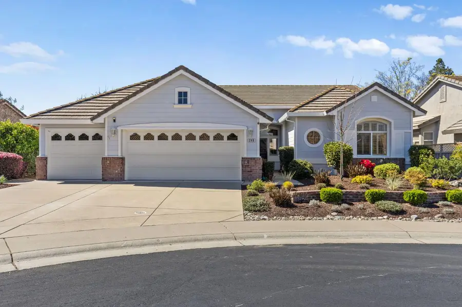 240 Clearview Court, Roseville, CA 95747 - #2