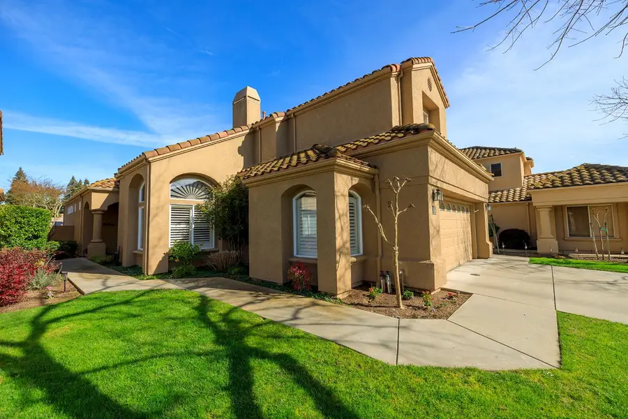 404 Solmar Court, Oakdale, CA 95361 - #2