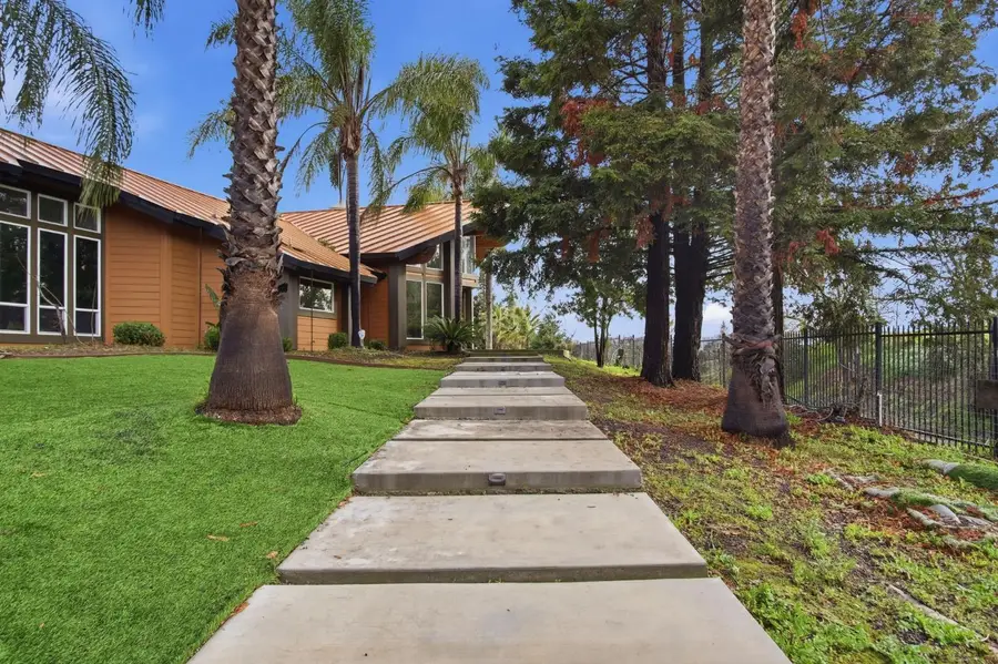 9313 N Hills Court, Oakdale, CA 95361 - #2