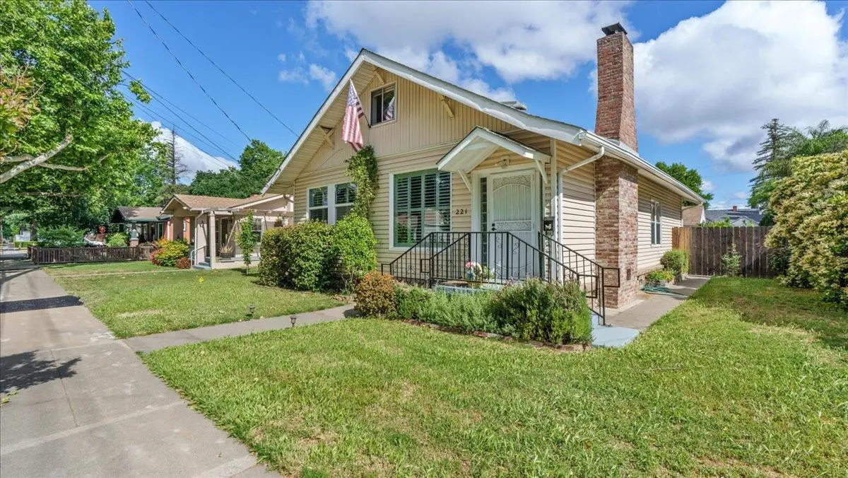 221 Cross Street, Woodland, CA 95695 - #1