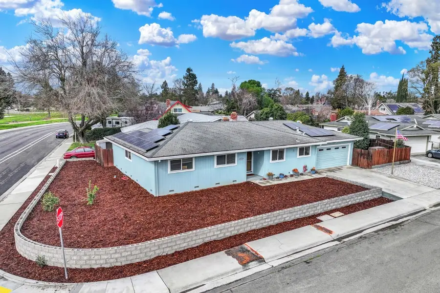 1654 Donner Way, Woodland, CA 95695 - #3