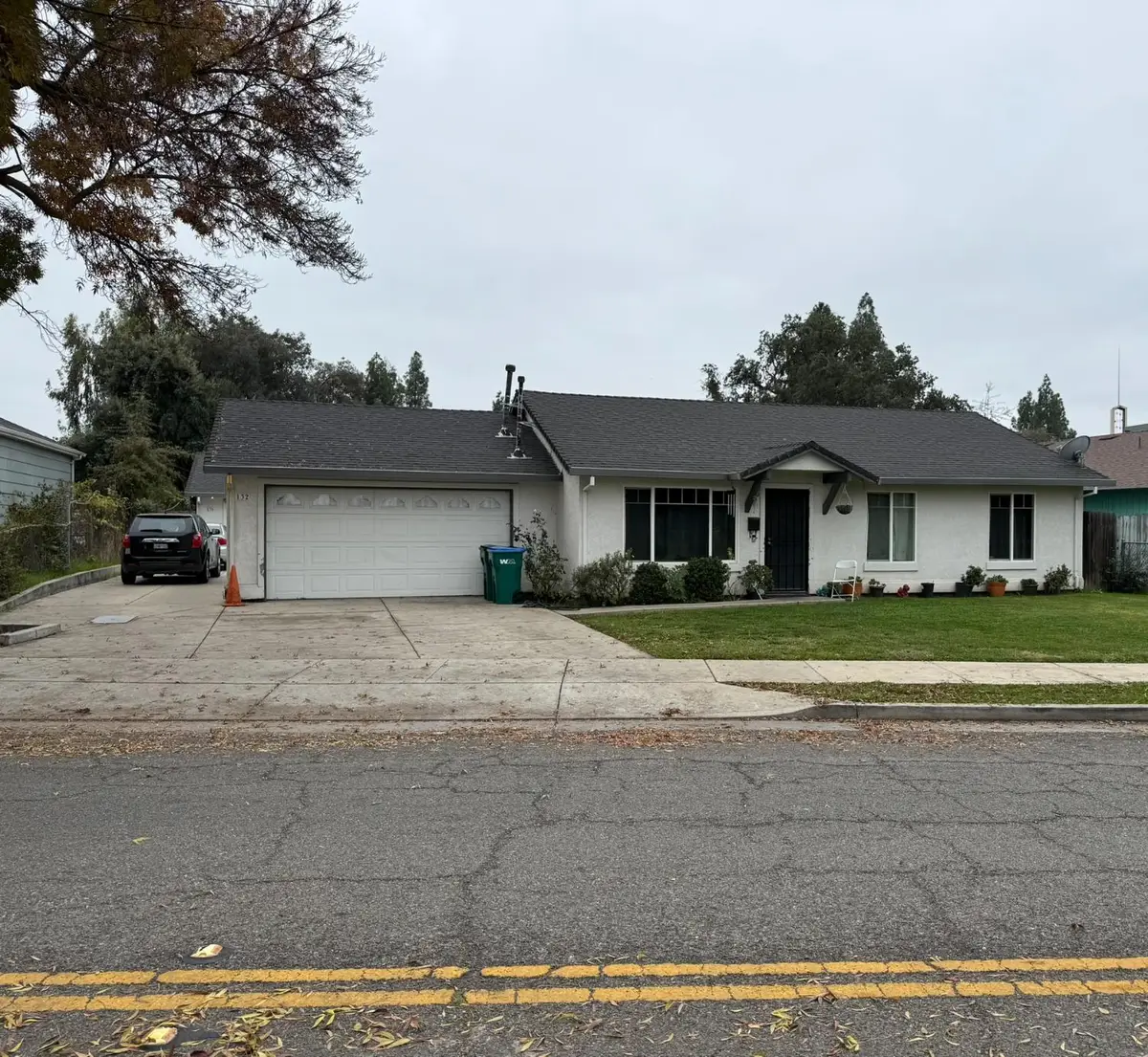 132 E Lincoln Road, Stockton, CA 95207 - #1