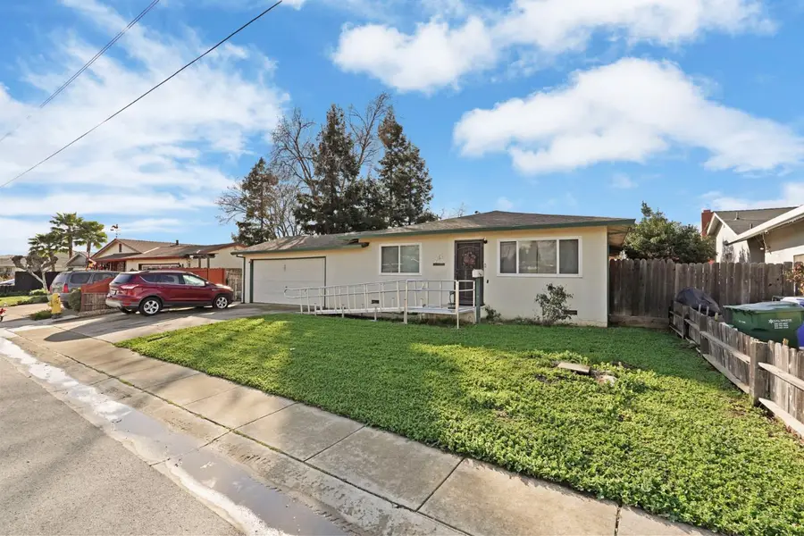 712 Church Street, Galt, CA 95632 - #2