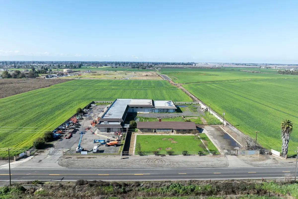 3941 Roselle Avenue, Modesto, CA 95357 - #1