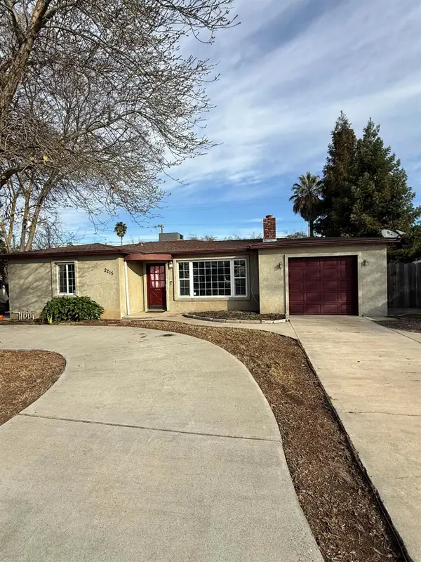 2215 Glendale Avenue, Modesto, CA 95354