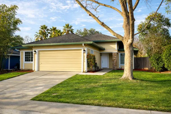 8573 Meandering Way, Antelope, CA 95843