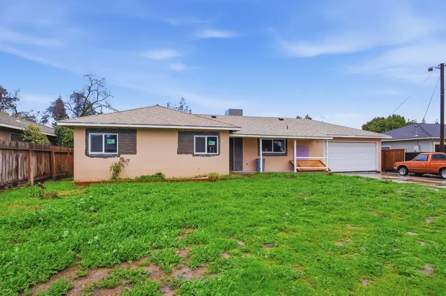 1131 N Rosemore Avenue, Modesto, CA 95358 - #3