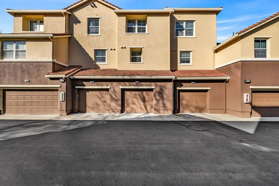 50 Regency Park Circle #14103, Sacramento, CA 95835 - #2