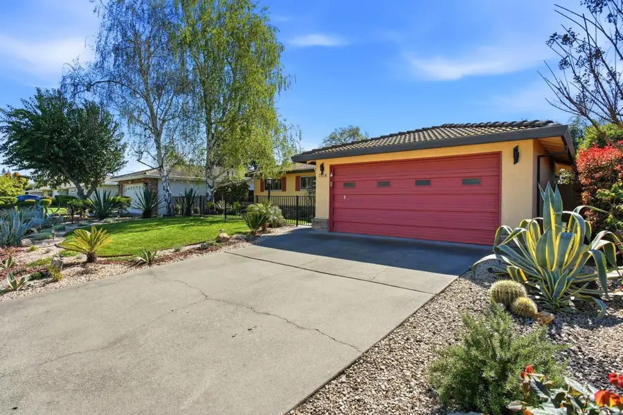 708 Clipper Way, Sacramento, CA 95831 - #2
