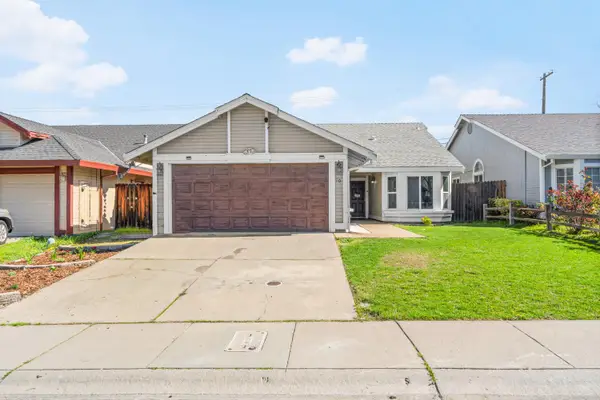 10 Smokey Leaf Court, Sacramento, CA 95838