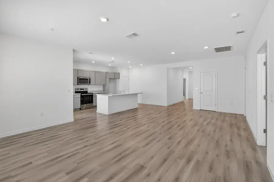 8825 Stratham Way, Elk Grove, CA 95758 - #2