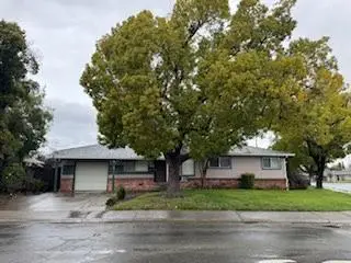 2081 Quincy Avenue, Sacramento, CA 95822