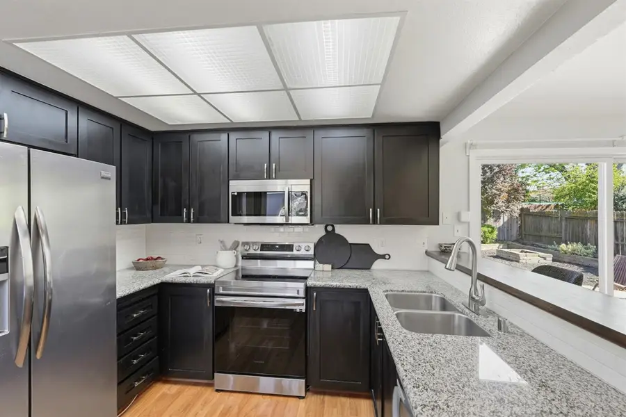 3324 Huntsman Drive, Sacramento, CA 95826 - #3