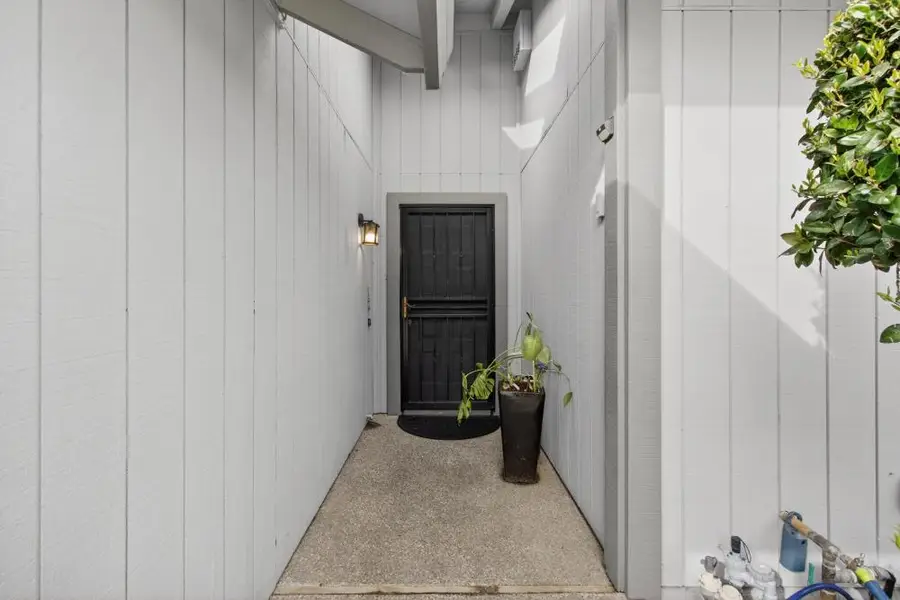 1211 Alder Tree Way, Sacramento, CA 95831 - #3