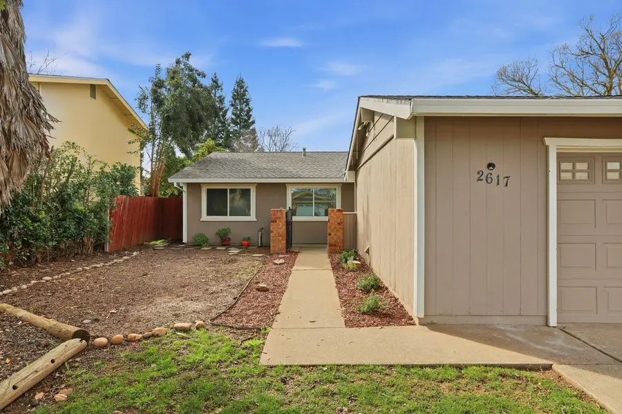2617 Yuma Circle, Sacramento, CA 95827 - #2