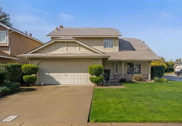 1721 Walnut Blossom Way, Modesto, CA 95355