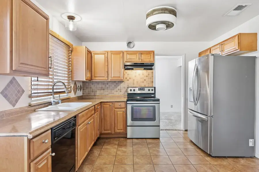 7828 Delaney Drive, Antelope, CA 95843 - #3