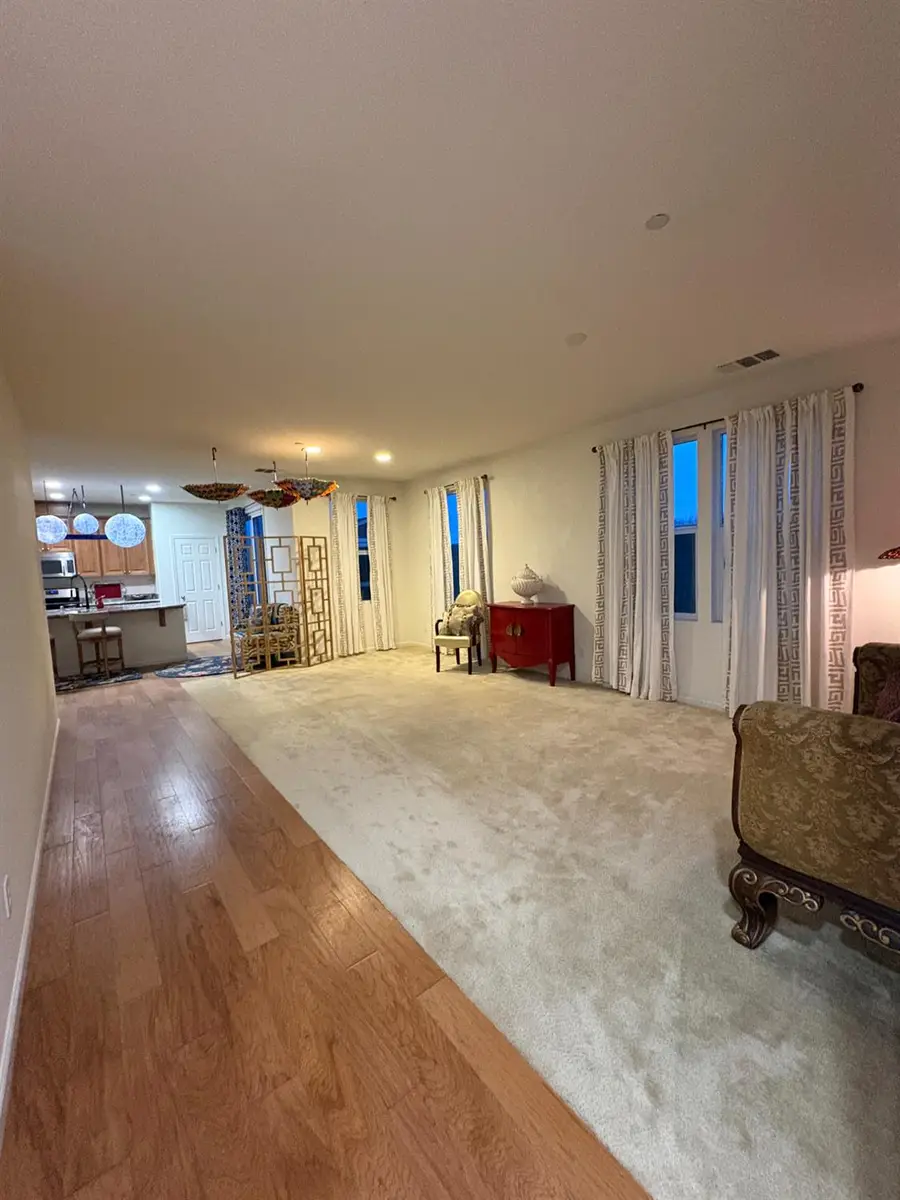 2260 Gallery Drive, Riverbank, CA 95367 - #2