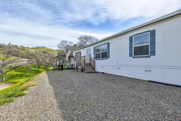 9212 Banderilla Drive, La Grange, CA 95329