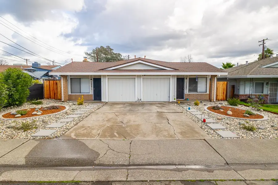 1208 Wayland Avenue, Sacramento, CA 95825 - #3