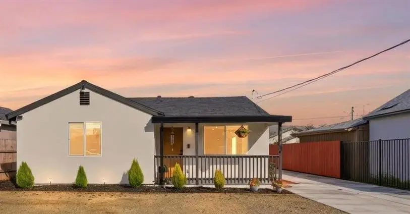 1923 Juliesse Avenue, Sacramento, CA 95815 - #2