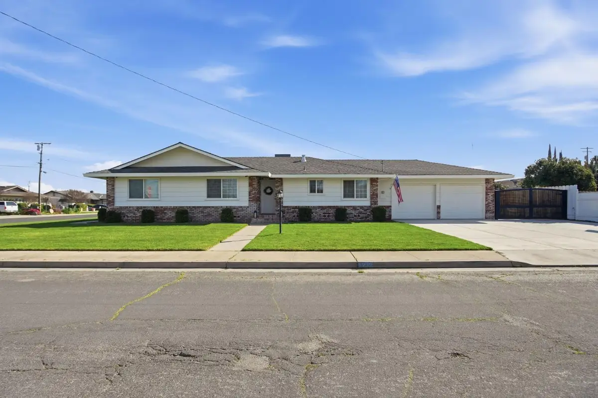 8232 Shoreen Street, Hilmar, CA 95324 - #1