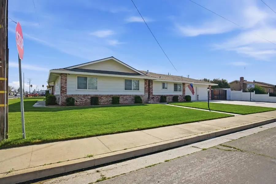 8232 Shoreen Street, Hilmar, CA 95324 - #2