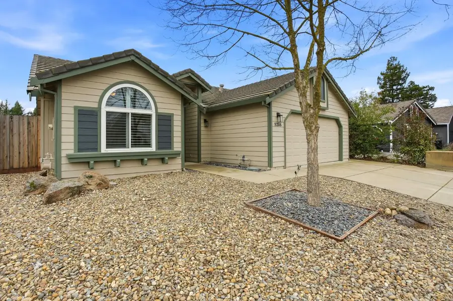 9208 Summer Pond Court, Elk Grove, CA 95624 - #3