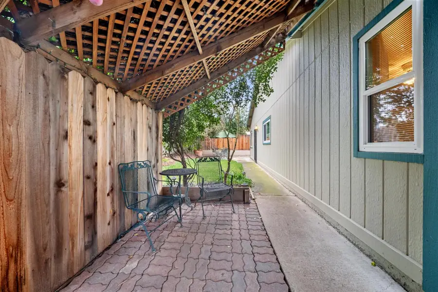 7144 Diablo Oak Court, Sacramento, CA 95842 - #2