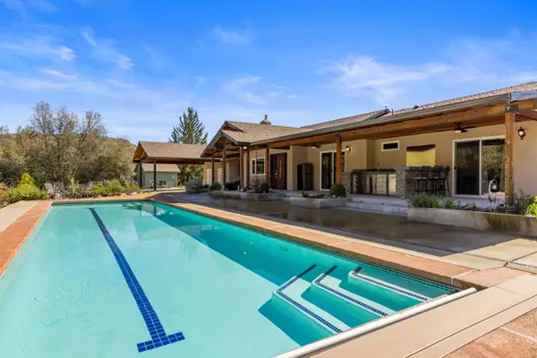 7101 Amoloc Lane, Lotus, CA 95651