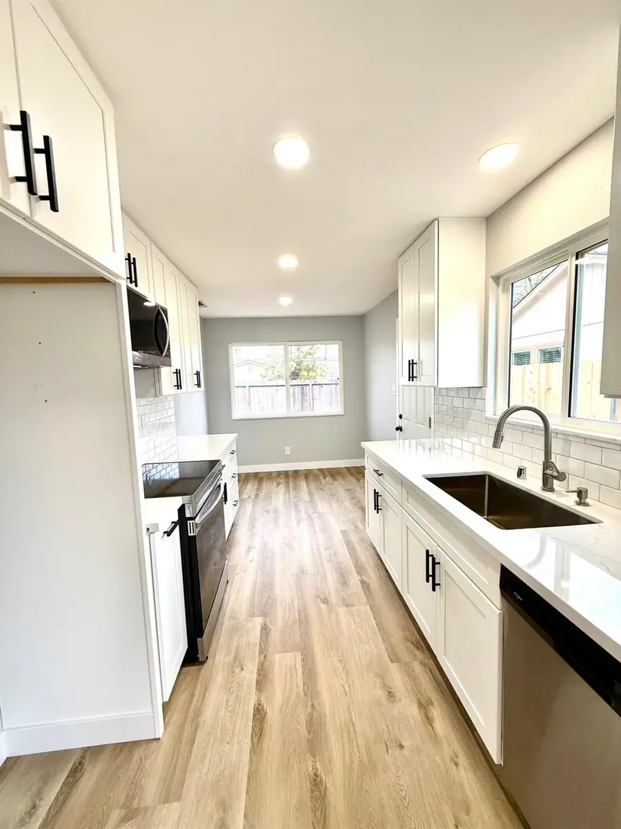 4407 Arrowood Court, Sacramento, CA 95842 - #2