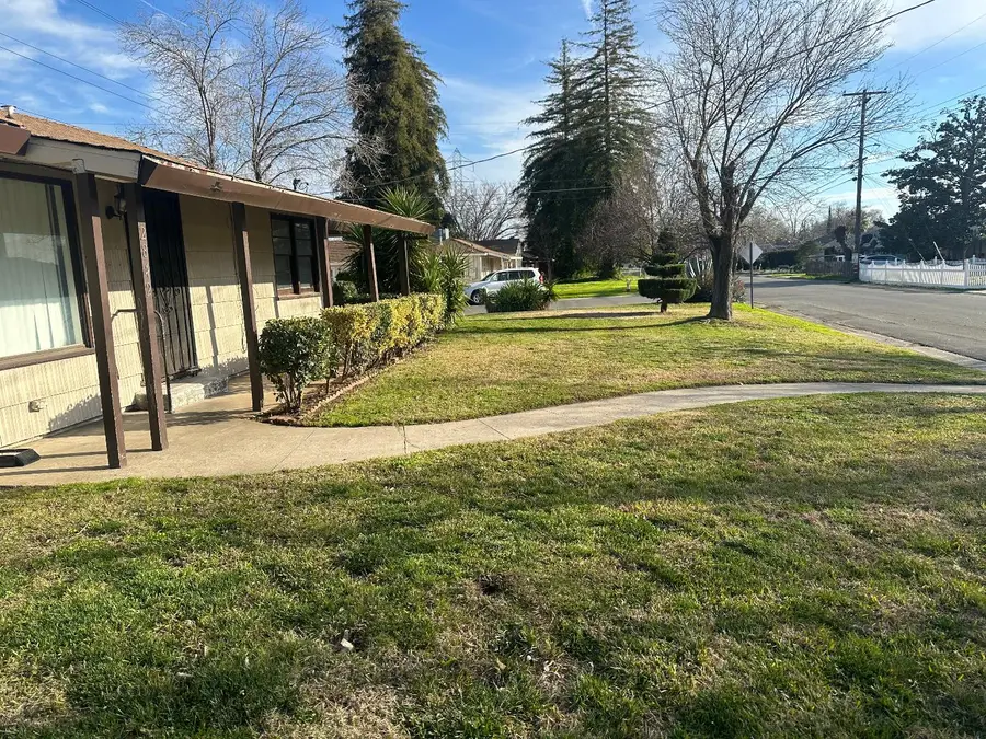 2842 Aurora Avenue, Sacramento, CA 95821 - #2