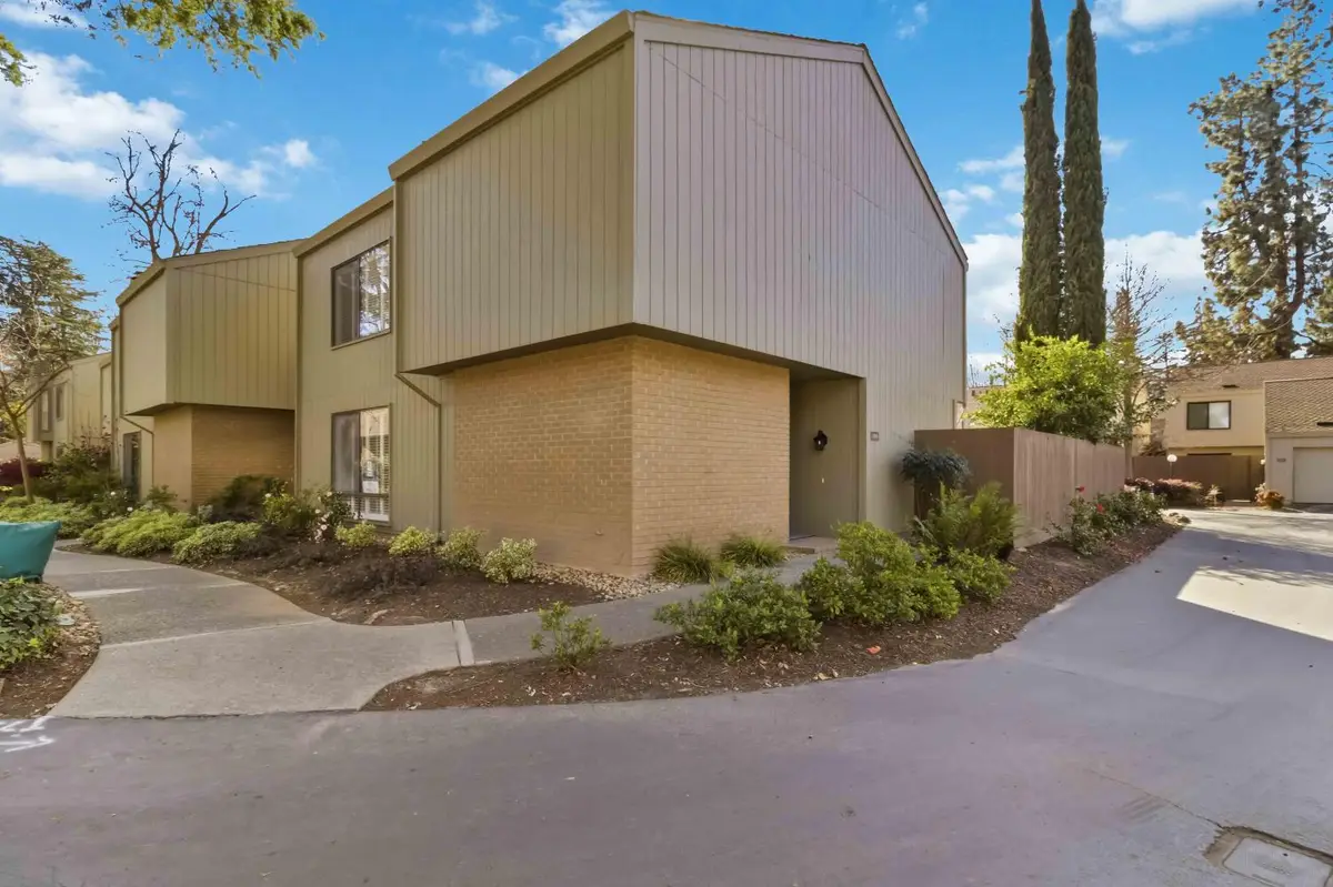 1006 Dunbarton Circle, Sacramento, CA 95825 - #1