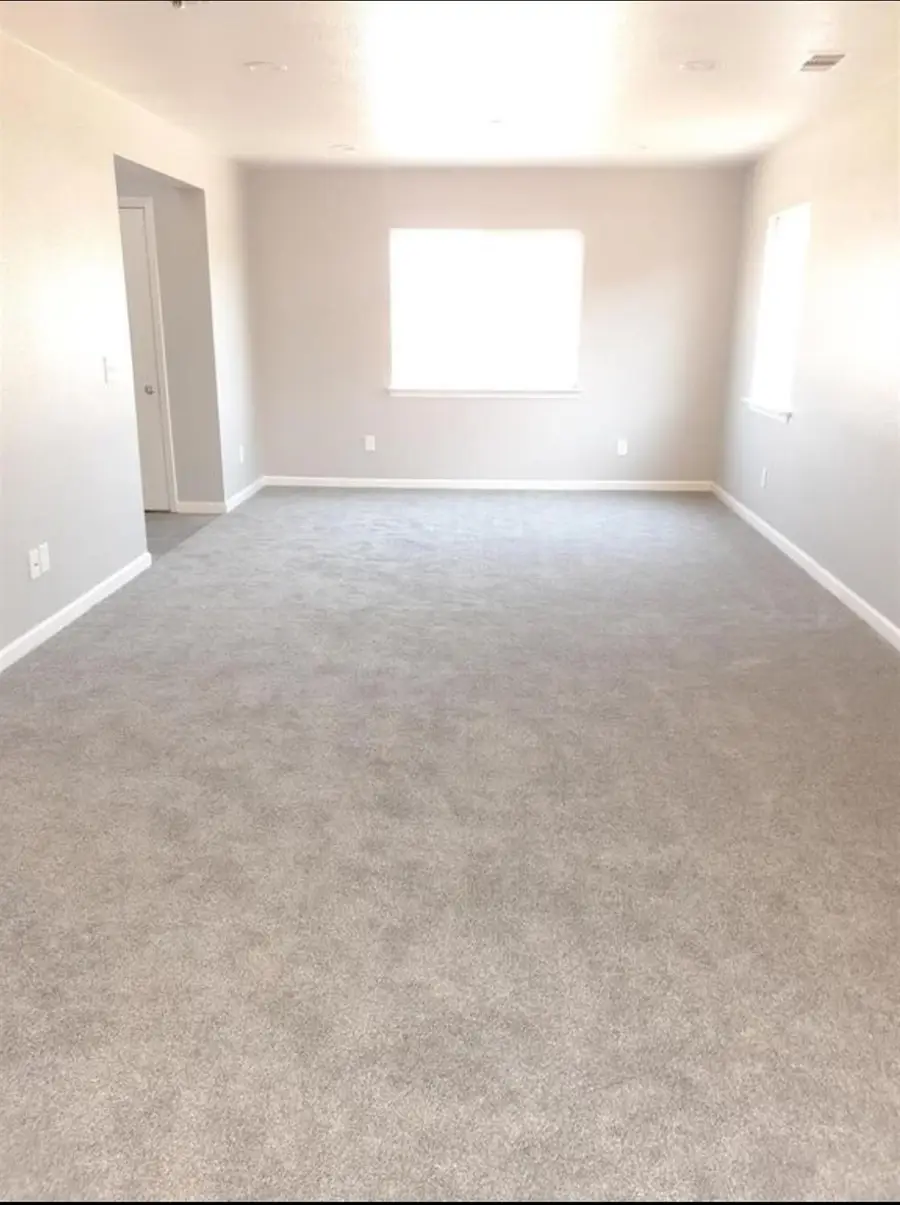 1065 Vermont Avenue, Turlock, CA 95380 - #2