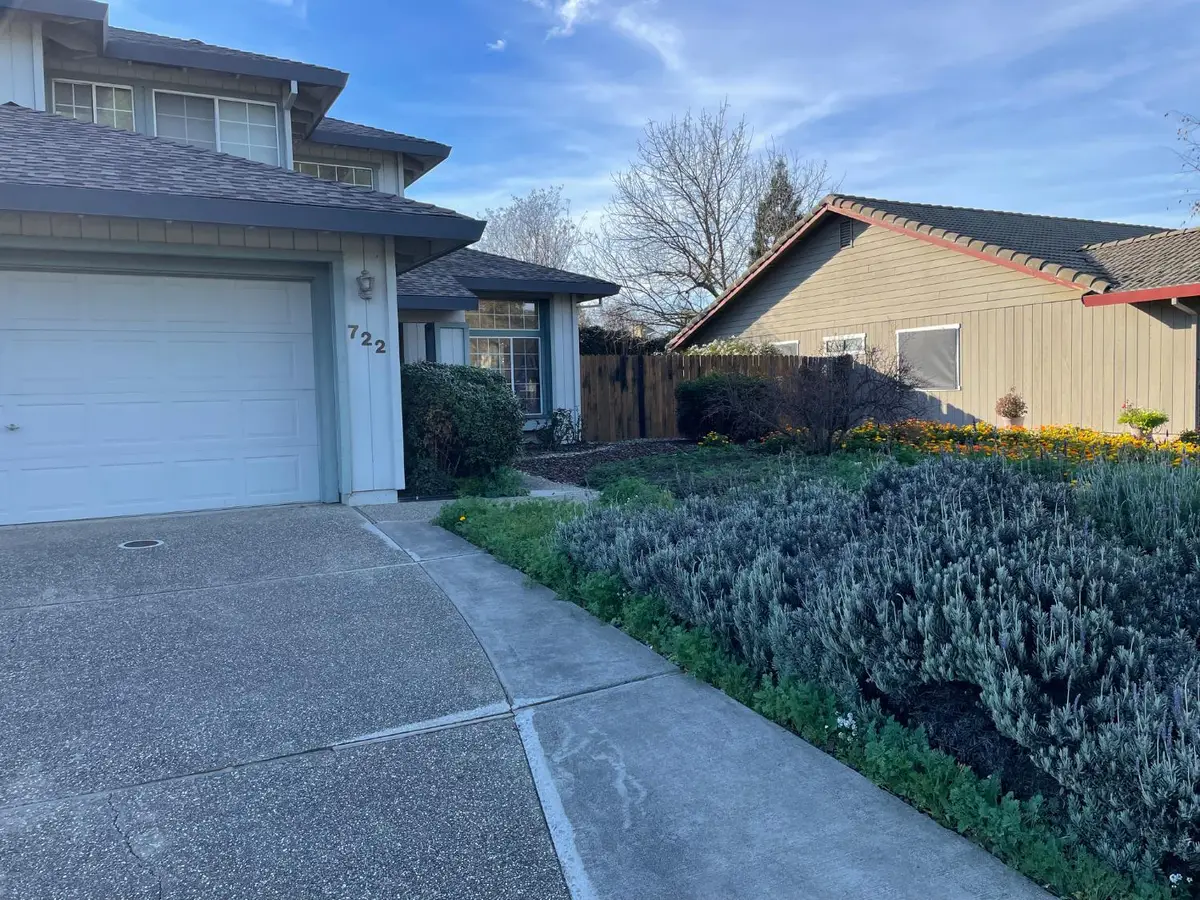 722 Ashley Ave, Woodland, CA 95695 - #1